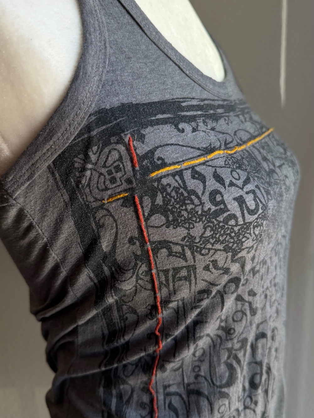 Sure Vintage Buddha Graphic Tank Top Gray Boho Festival 100% Cotton S - Picture 3 of 7